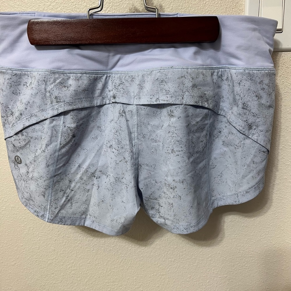 Lululemon speedup shorts 2.5 inch inseam